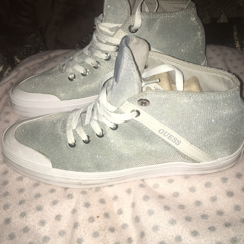 Women’s sparkled Guess sneakers